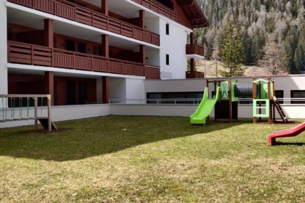 Vue Sur Les Montagnes Suisses Apartment Vallorcine