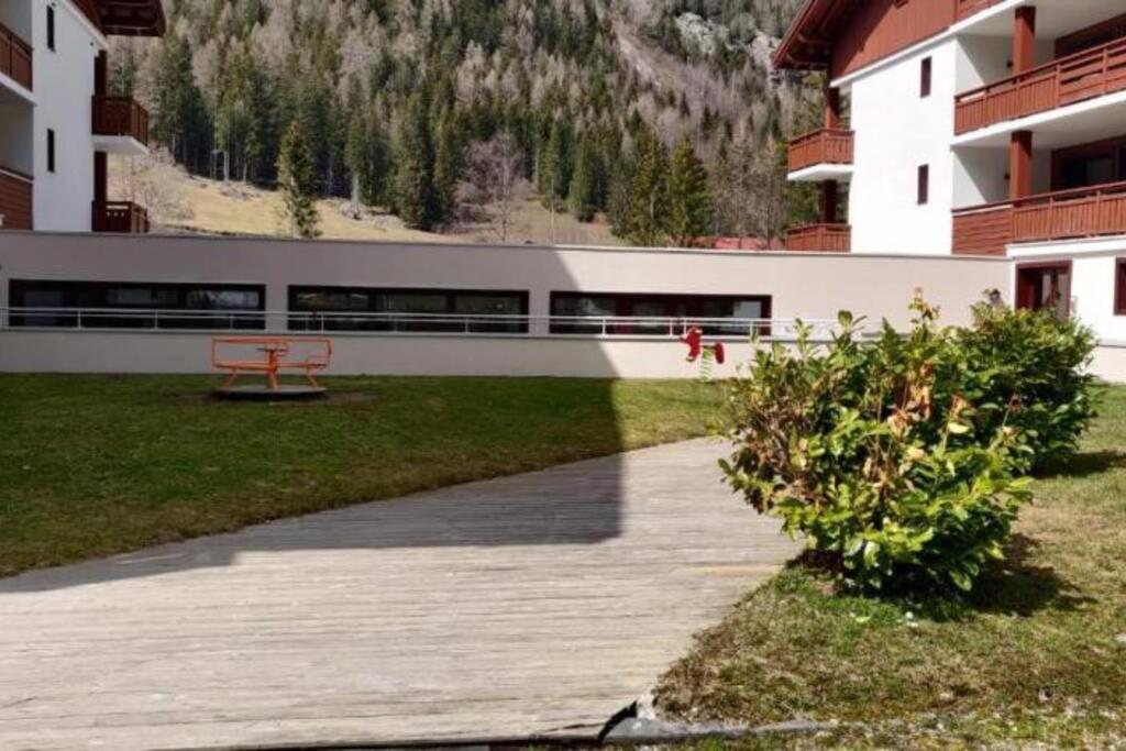 Vue Sur Les Montagnes Suisses Vallorcine